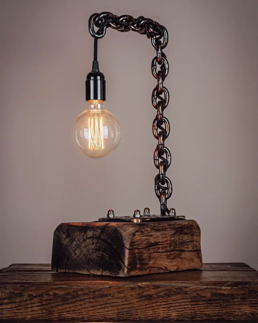Dropchain Lamp