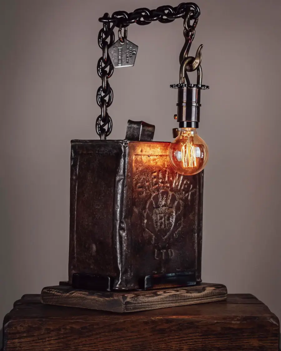 Gasalloy Lamp